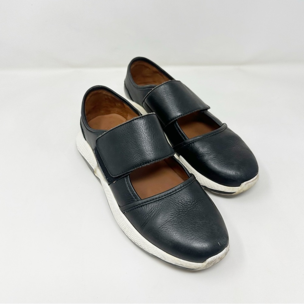 L'Amour des Pieds Haslan Fashion Sneakers Open Top 9